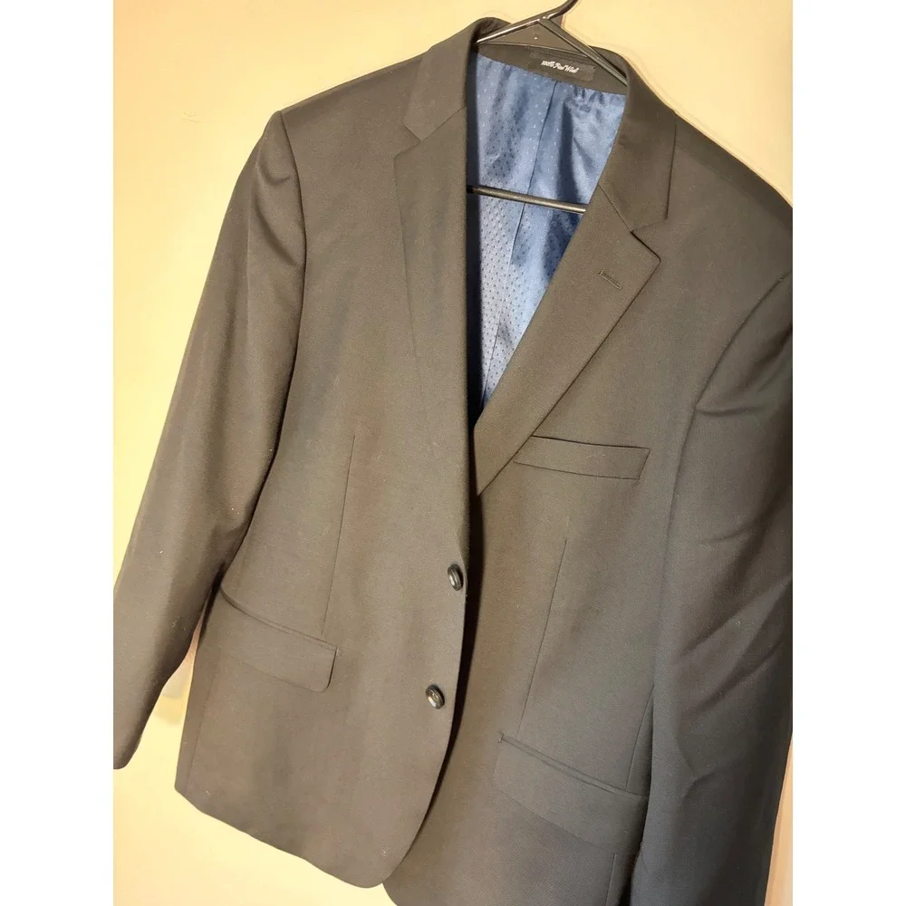 Mantoni Mens 42S Black Super Fine 100% Virgin Wool 2-Button Suit Jacket M40901